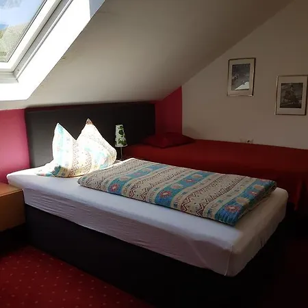 Streng-reinhardt Guest house