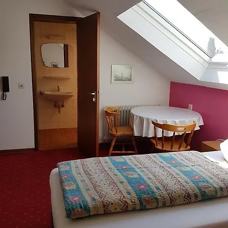 Streng-reinhardt Guest house Ostfildern